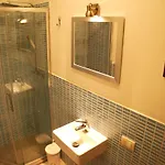فندق Albergoteatro