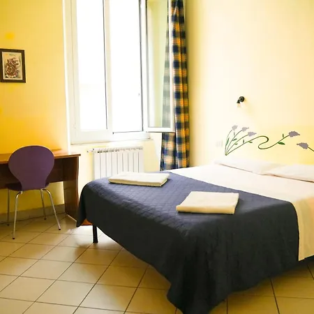 Готель Albergoteatro *