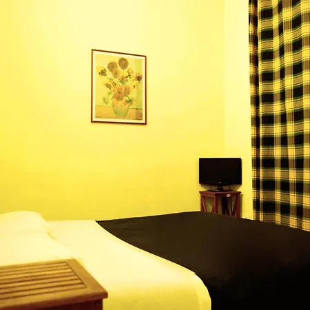 Albergoteatro Готель