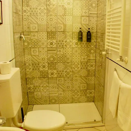 Albergoteatro Ла-Спеція