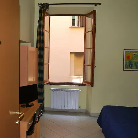 Hotell Albergoteatro La Spezia