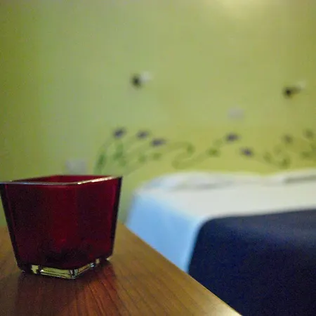 Hotell Albergoteatro La Spezia