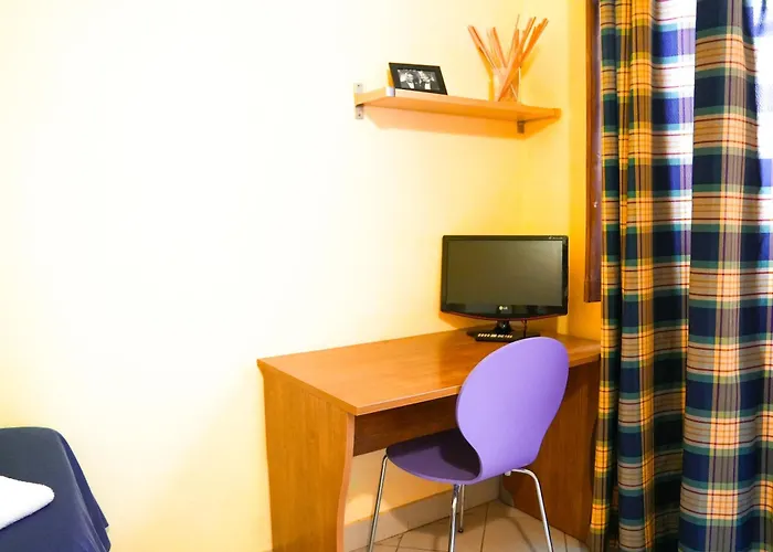 Hotell Albergoteatro La Spezia