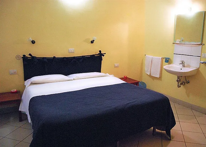 Hotell Albergoteatro La Spezia